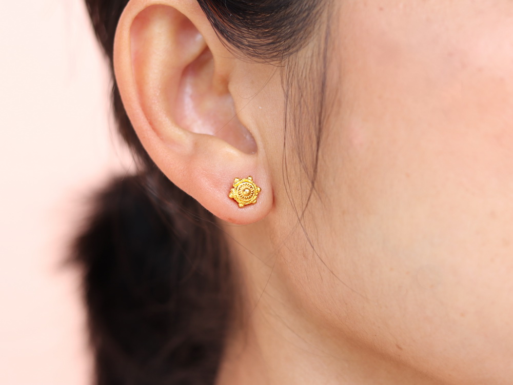 Shiny Heart Stud Earrings 22K 24K Thai Baht Women Jewelry YELLOW GOLD GP 034 