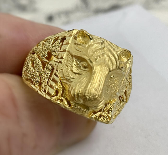 Tiger ring 23k gold