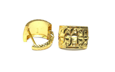 18k gold earrings