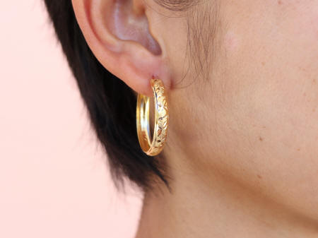 Hoops 18k gold diamond cut earrings